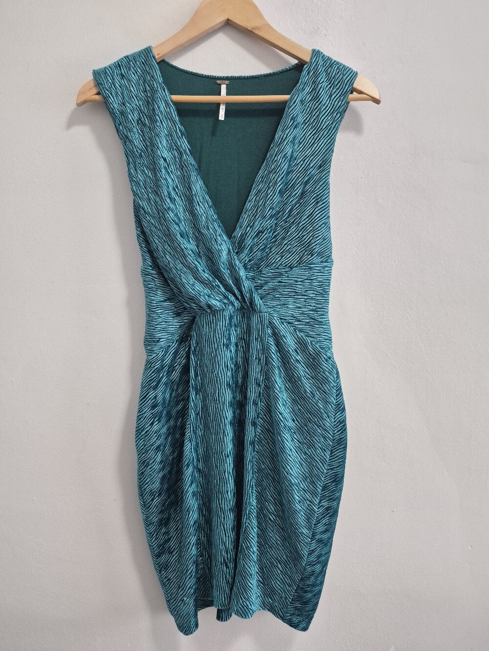 Free People Emerald Green Velvet Textured Mini Sheath Dress Size XS